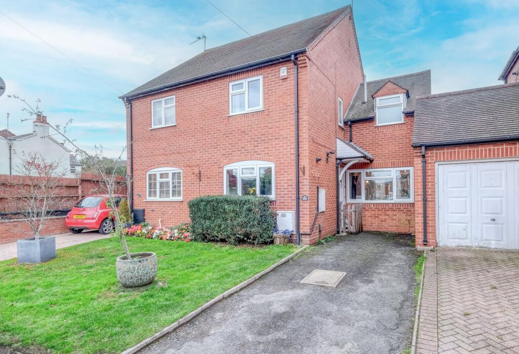 Foregate Street, Astwood Bank, B96