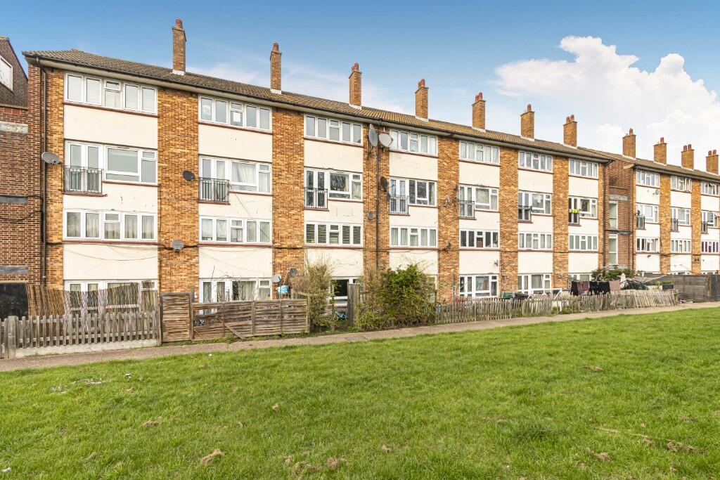 Main image of property: Heavitree Road, London, SE18