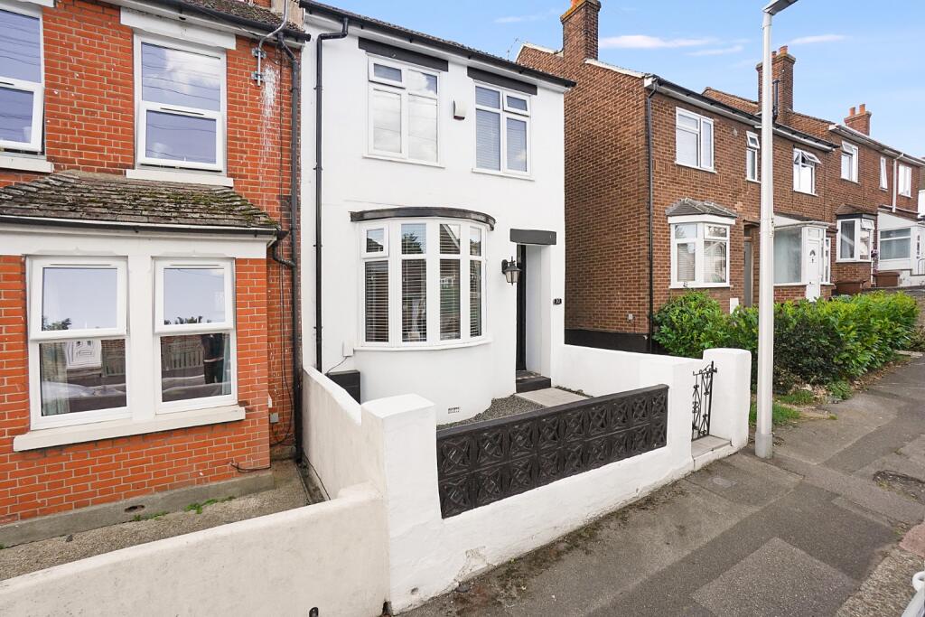 Main image of property: Harvey Road, Rainham