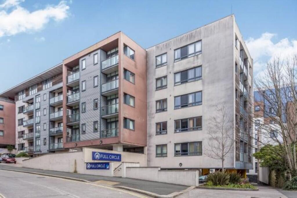 Apartment in Plymouth - View 2