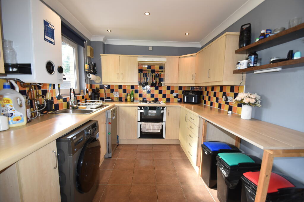 House in Edinburgh, West Lothian - View 5
