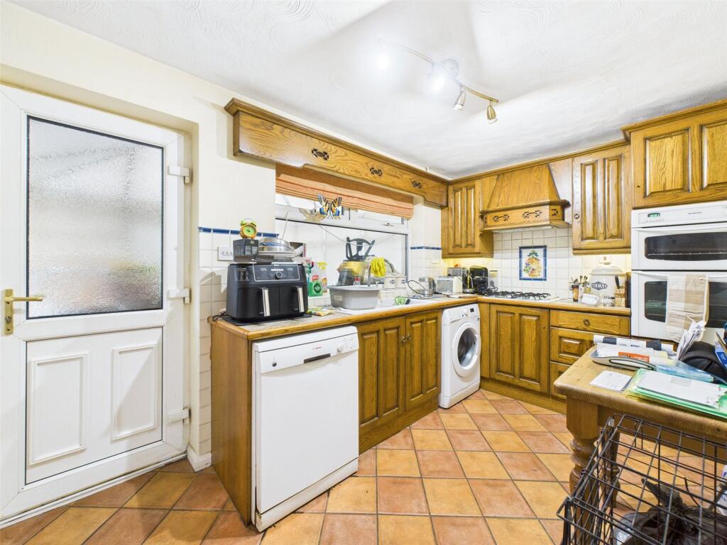 Douglas Avenue, Heanor, Derbyshire, DE75 photo 3