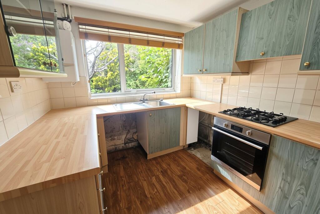 House in Guildford - View 5