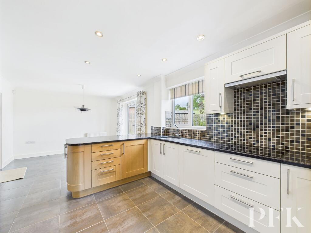 28, Otters Holt, Culgaith, CA10 photo 3
