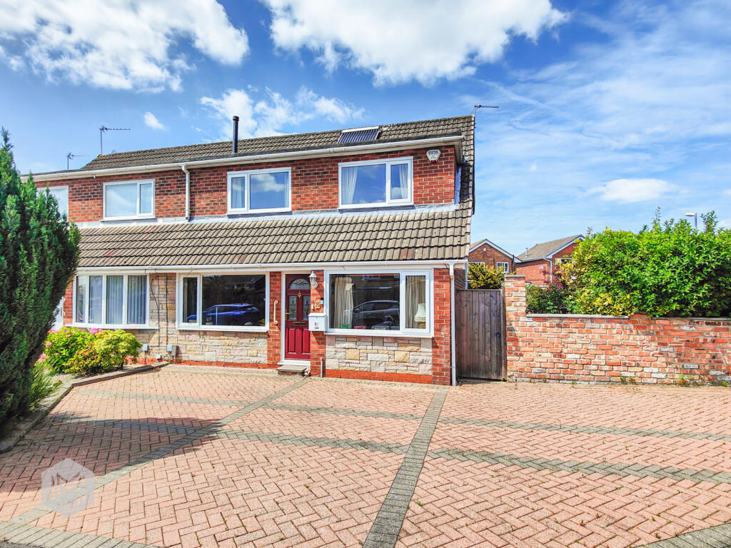Main image of property: Maplefield Drive, Boothstown, Worsley, Manchester, M28 1GB