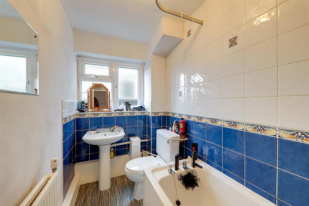 Apartment in Brighton - More