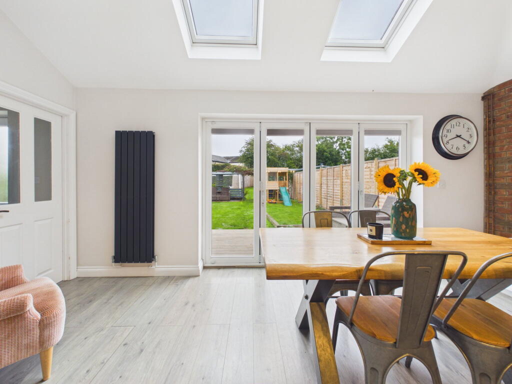 House in Gloucester - View 5