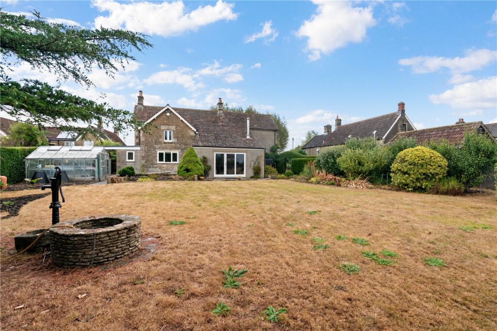 House in Swindon, Broughton Gifford