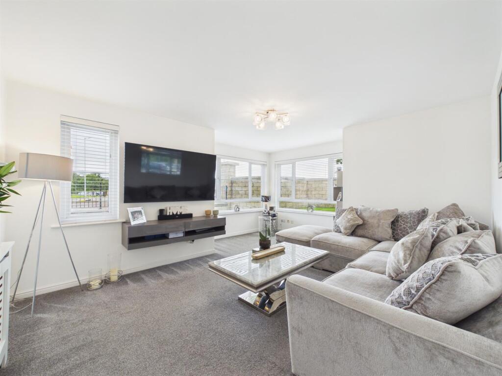 Apartment in Paisley - View 4