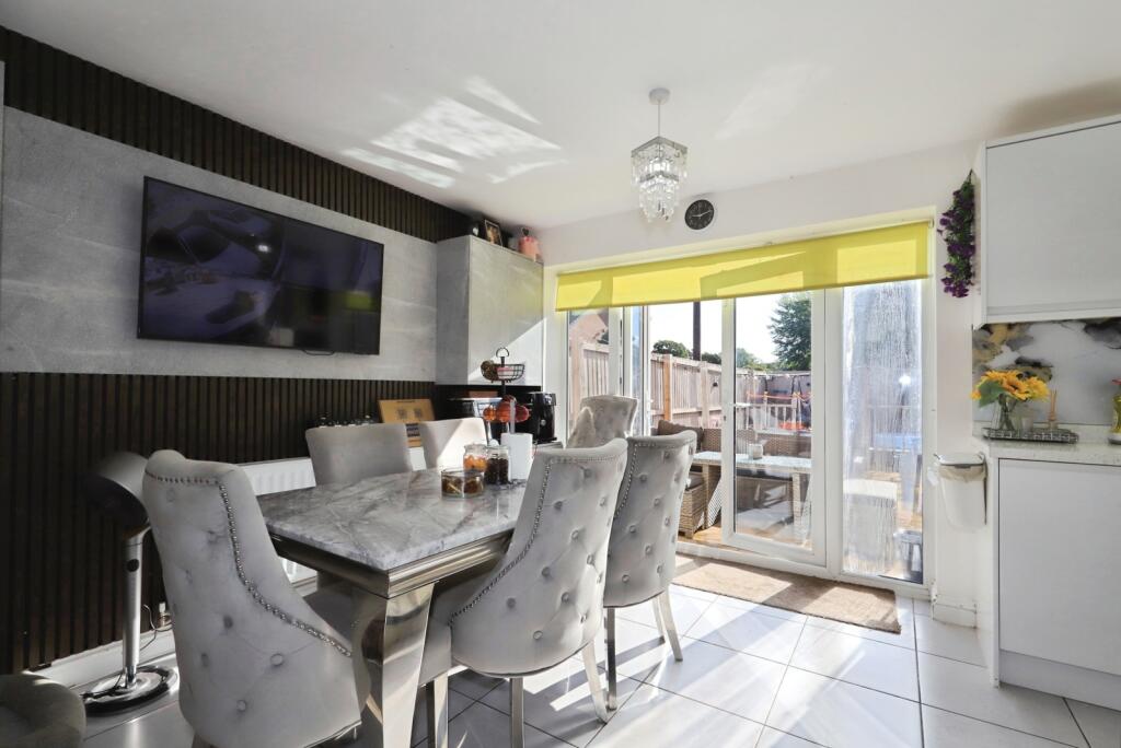 House in Wolverhampton, West Midlands - View 4