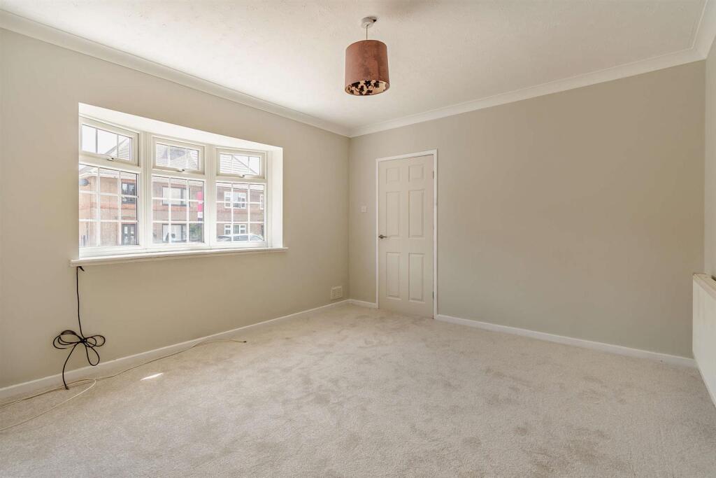 House in Nottingham, Inham Nook, Chilwell - View 5