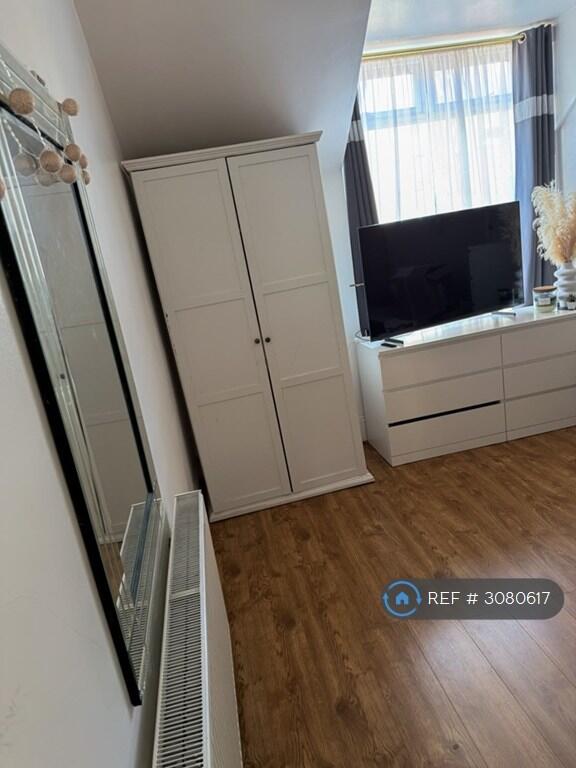 Apartment in Aberdeen - View 3