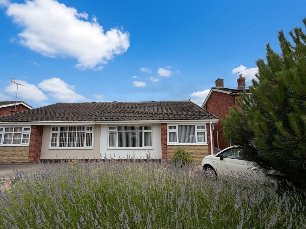 2-bed semi-detached on Carrisbrook Road, Carlton-In-Lindrick, S81, £210,000