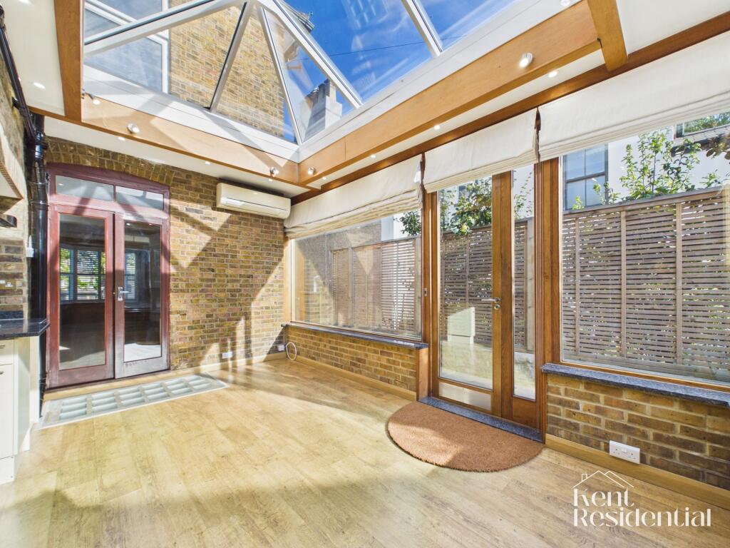 London Road, Maidstone, ME16 - View 5