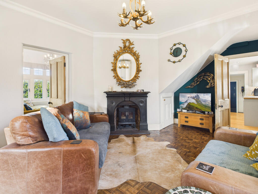 Impressive period home with rural views photo 4