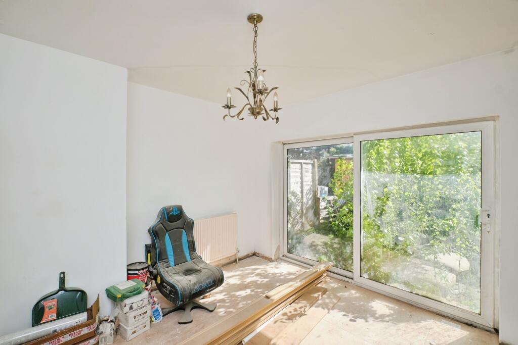 House in Birmingham, West Midlands - View 4