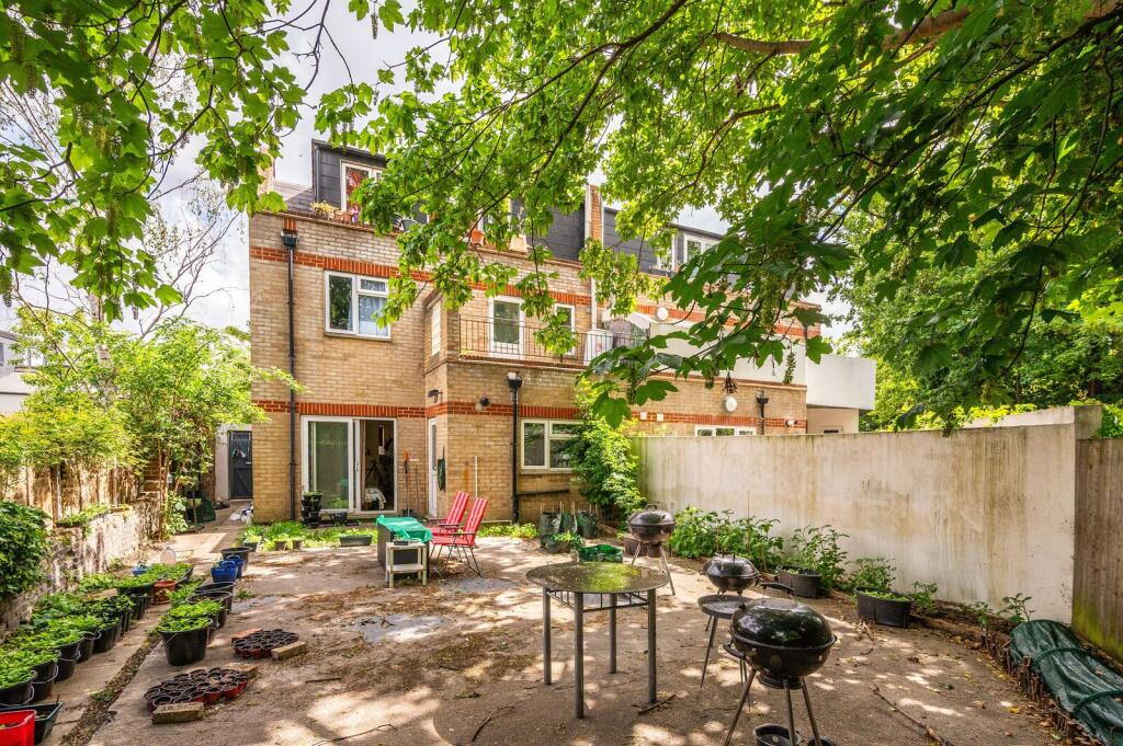Main image of property: Brabourn Grove, Peckham, London, SE15