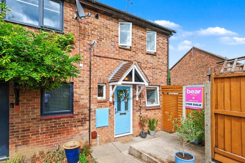 Main image of property: Romsey Close, Hockley