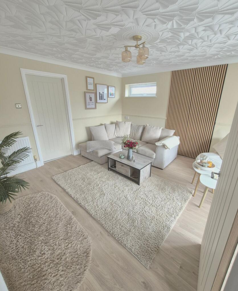 House in South Kesteven, Almshouses, Bourne - View 4