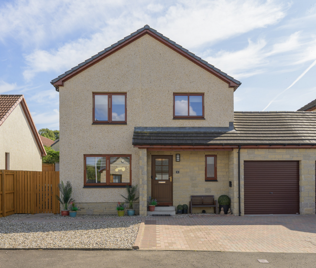 Main image of property: 9 Carneil Gardens, Carnock, KY12 9LQ