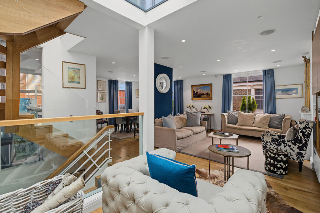 House in London, Kensington - View 4