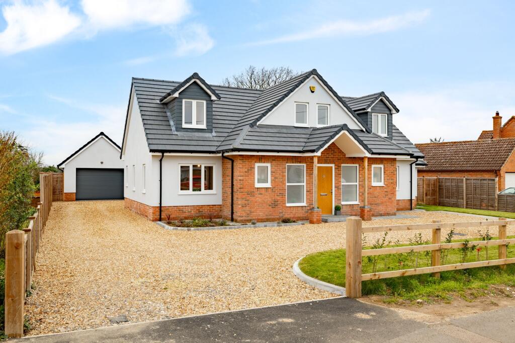 Main image of property: Ivy Lane, Wilstead, MK45