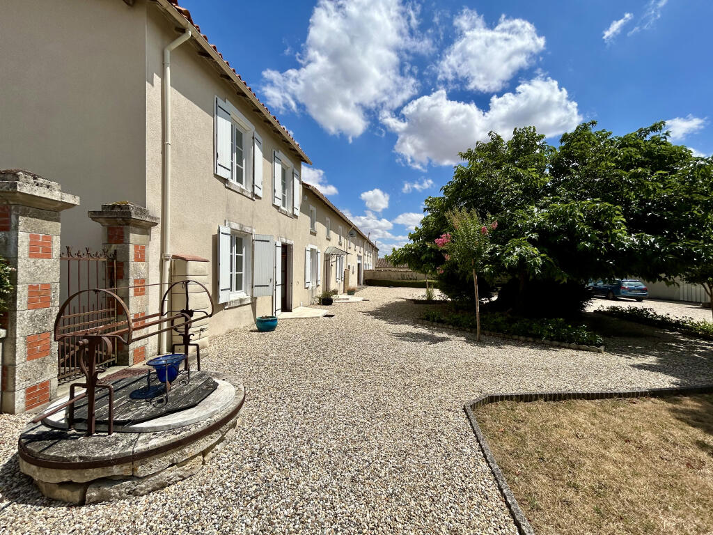 Main image of property: Poitou-Charentes, Deux-Sèvres, Loubigné