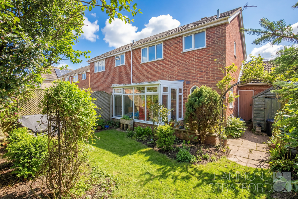 Priory Road, Hethersett photo 3