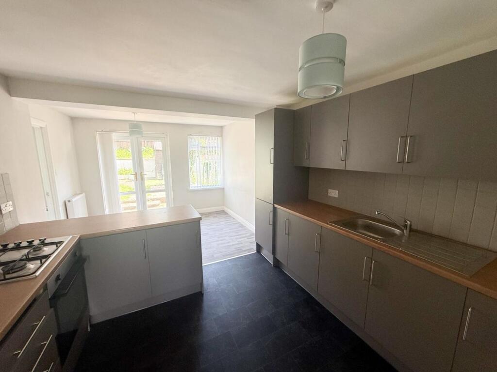 House in Newport, Llanyrafon - More