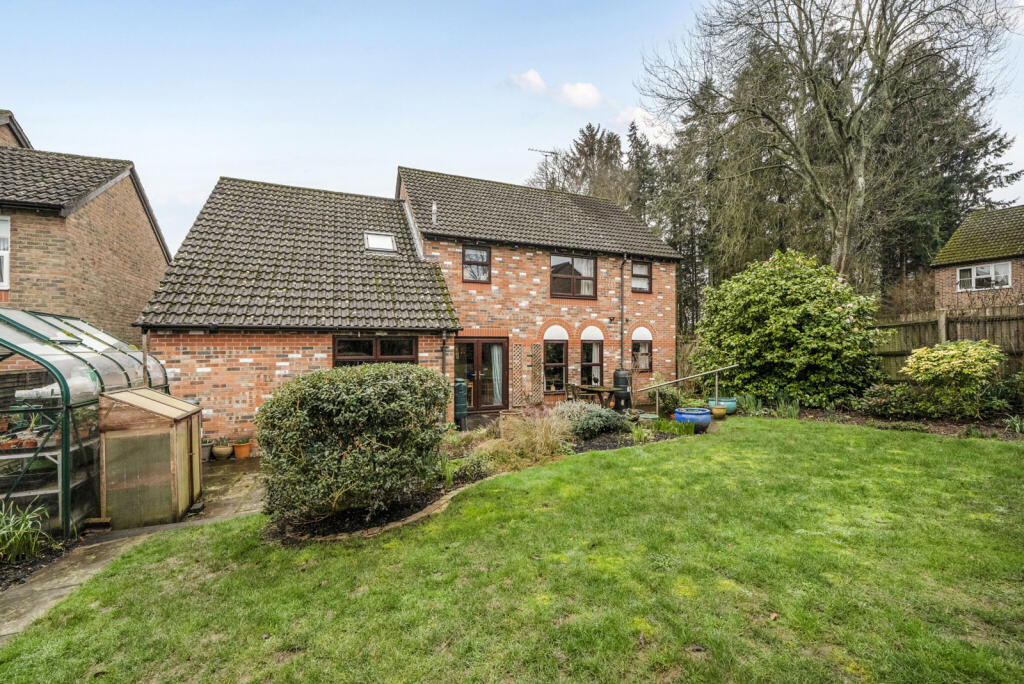 Main image of property: Tarragon Way, Burghfield Common, Reading, RG7