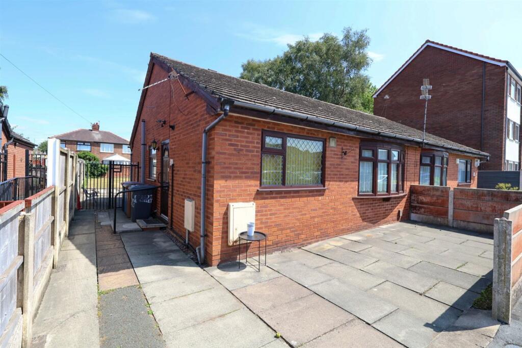 Main image of property: Ellesmere Street, Eccles
