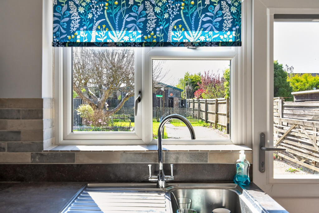 House in Winslow, Buckinghamshire - View 3