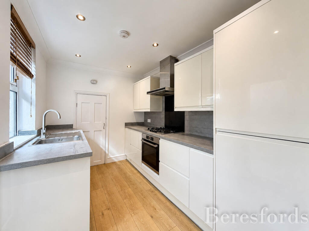 House in Romford - View 4