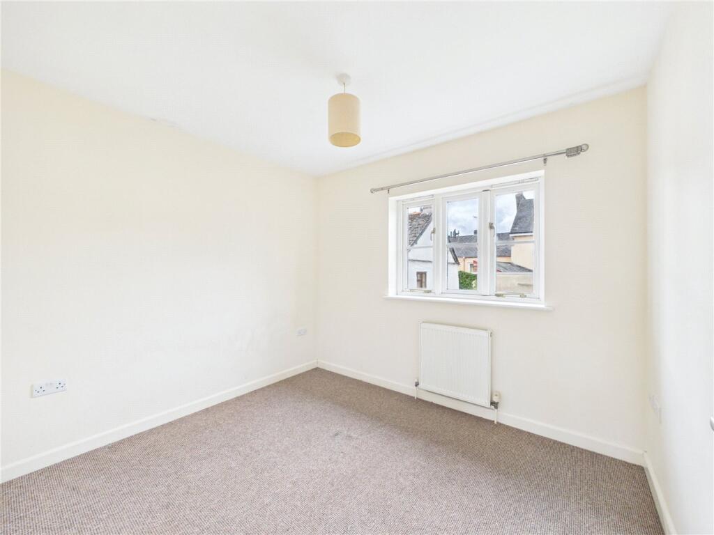 Apartment in Exeter - View 5