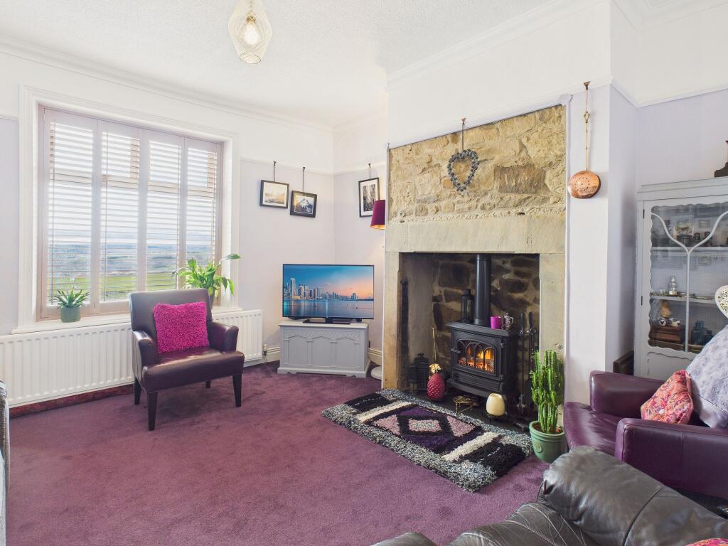 Prospect Terrace, Eighton Banks, NE9 photo 2