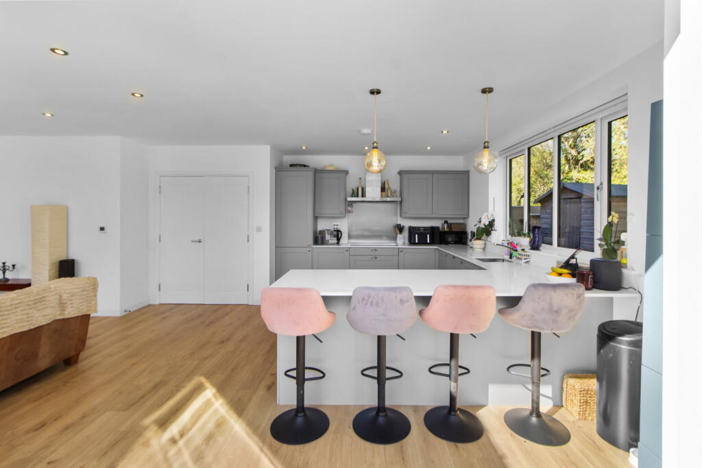 House in Tandridge, Limpsfield - View 5