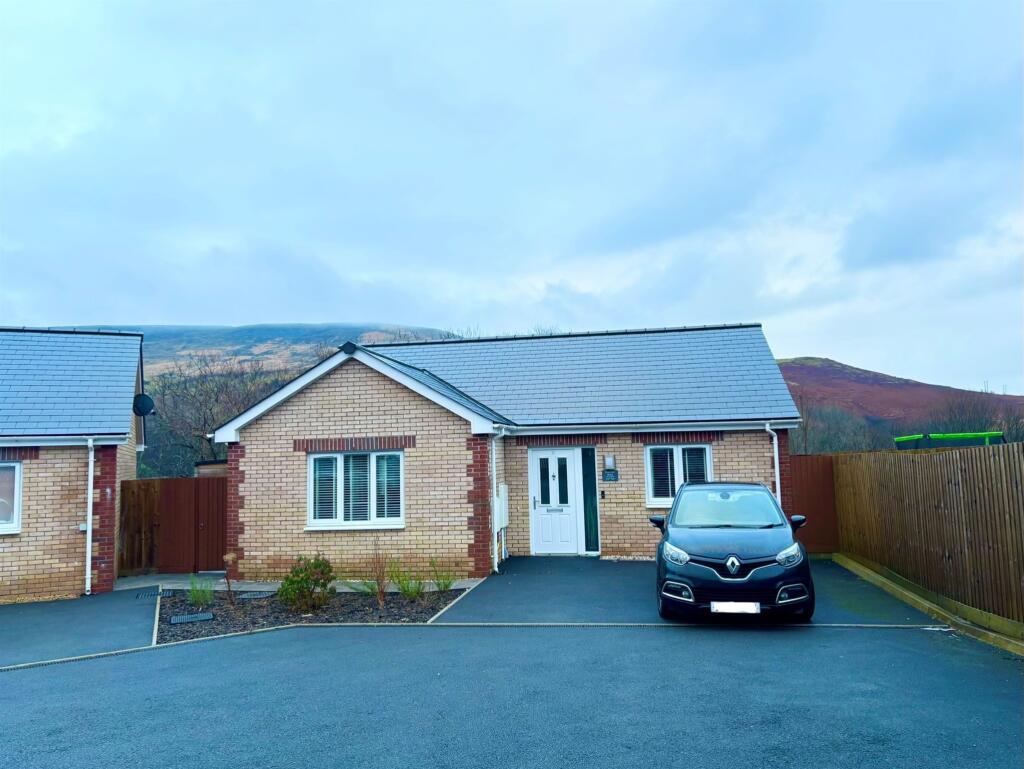 Main image of property: Nant Y Ffyrling, Nantyffyllon, Maesteg