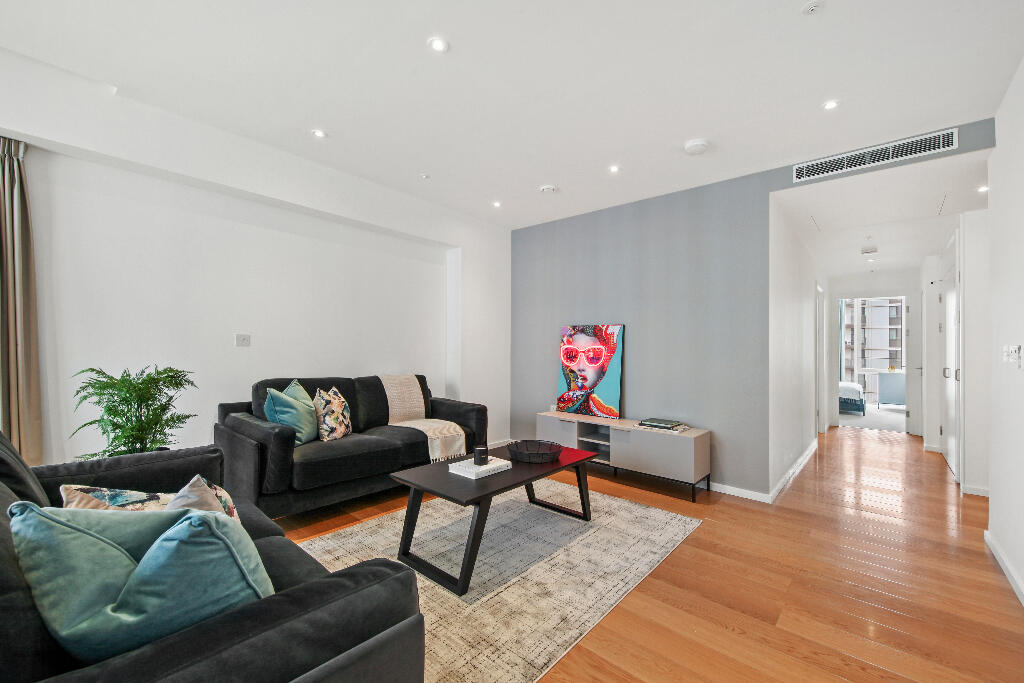 Main image of property: Raywood Mansions