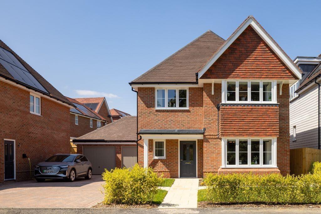 Main image of property: Templegate,
Keymer Road,
Burgess Hill,
RH15 0XT