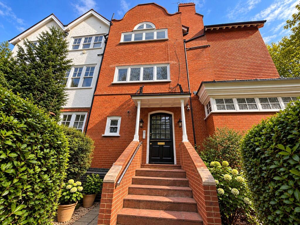 Main image of property: Heath Drive, Hampstead, London, NW3