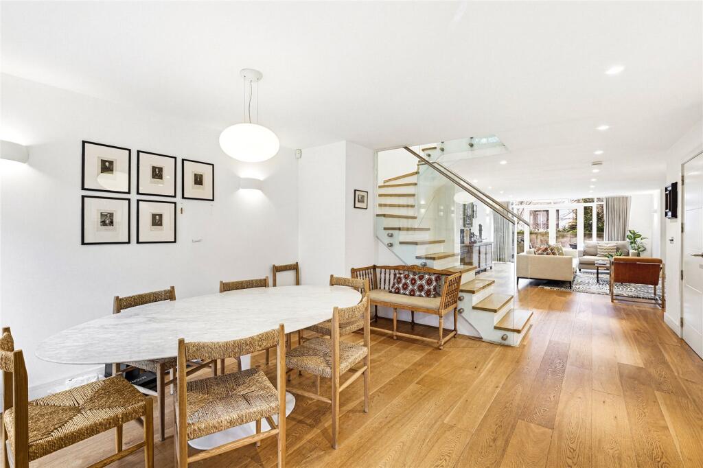 Main image of property: Broadwalk House, Hyde Park Gate, London, SW7