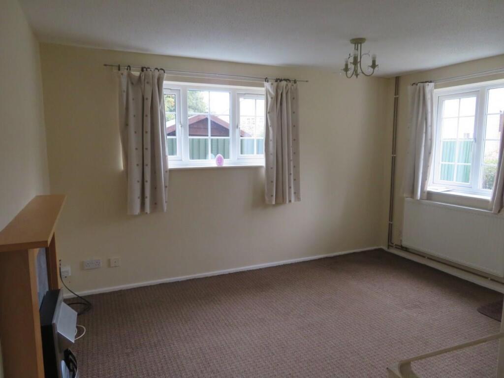 Apartment in Peterborough, Welland - View 5