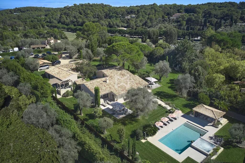 Main image of property: Provence-Alps-Cote d`Azur, Alpes-Maritimes, Mougins