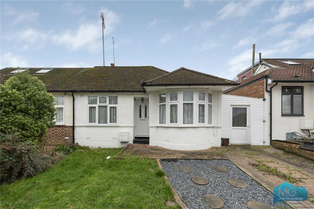 Main image of property: Derwent Avenue, Barnet, EN4