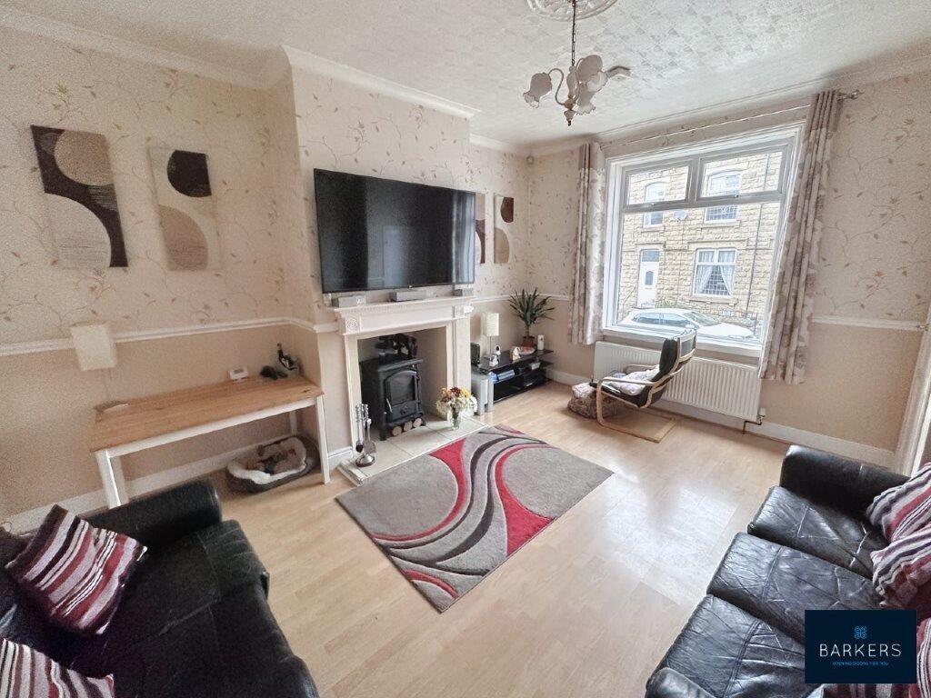 House in Wakefield - View 2