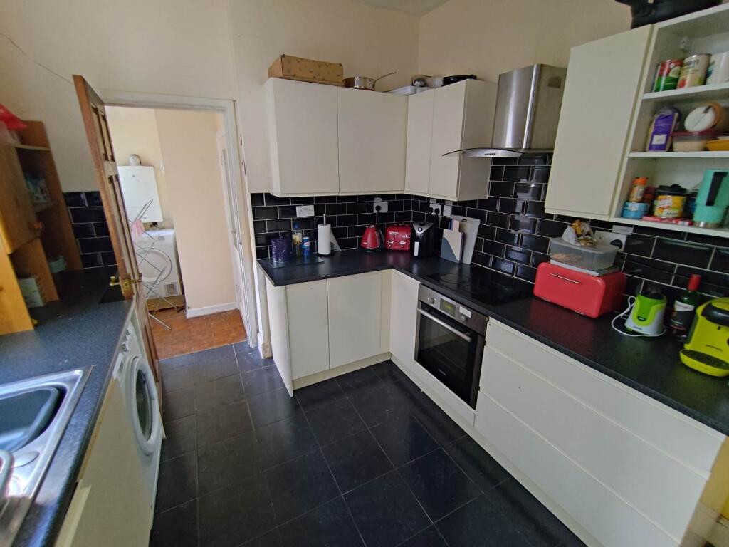House in Cardiff - View 4
