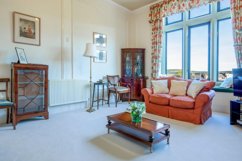 Apartment in Bath, Widcombe - More