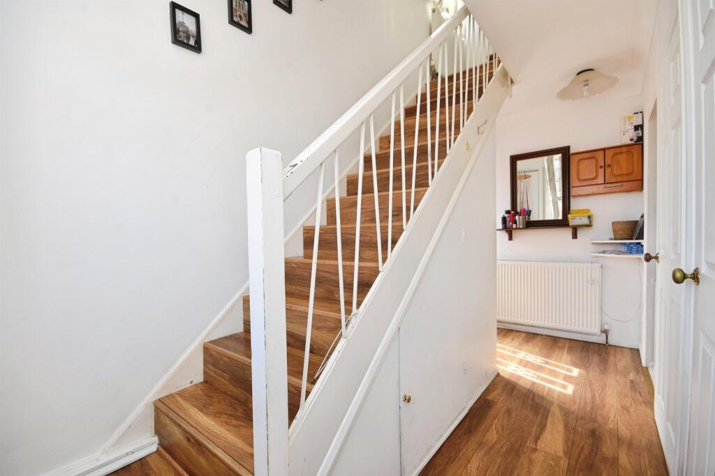 House in Braintree, Halstead - More