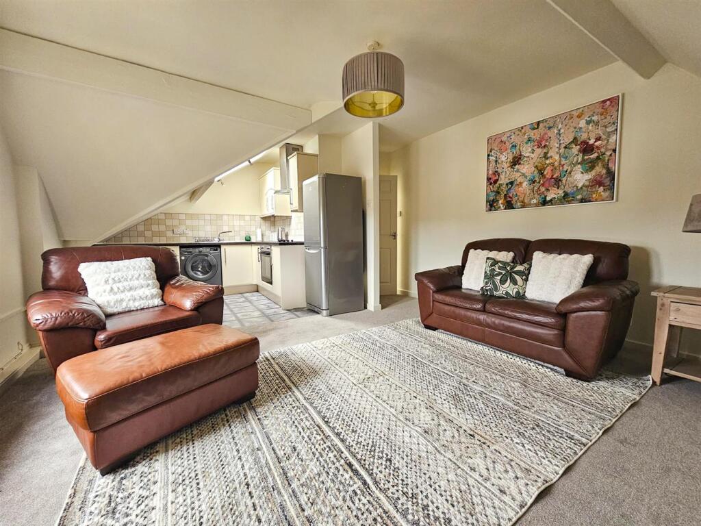 Apartment in Bradford, Brunthwaite, Silsden - View 3