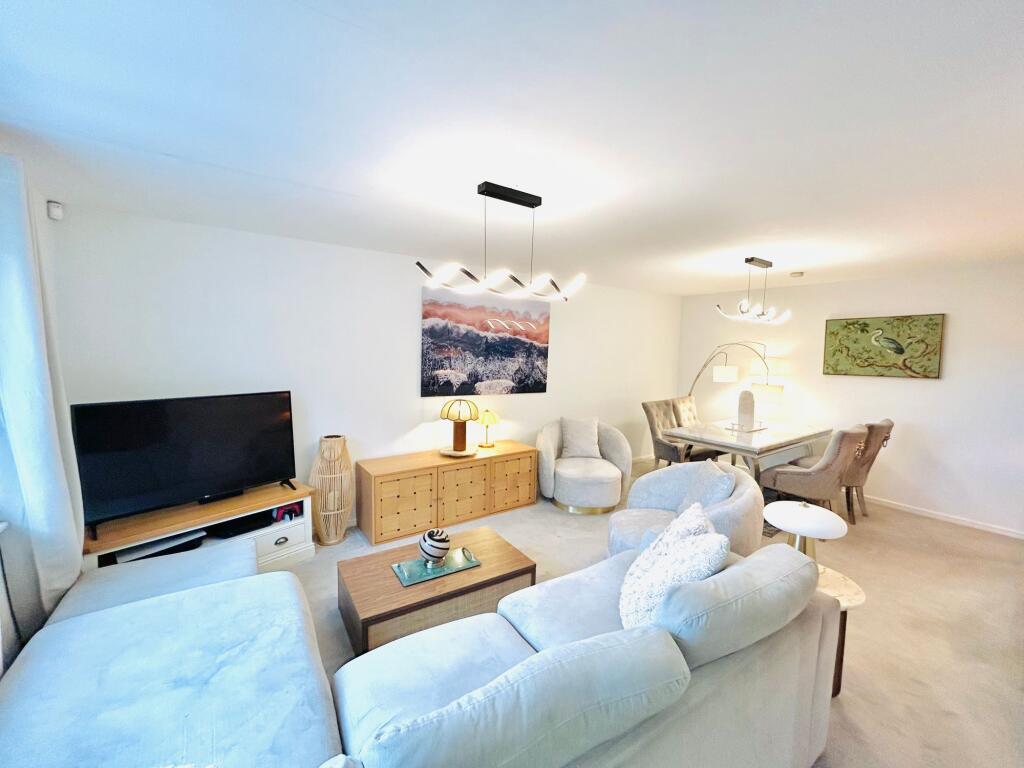 Apartment in Warrington - View 5